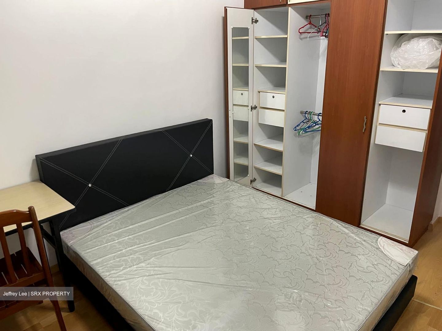 Edgefield Plains (Punggol),  #568182871